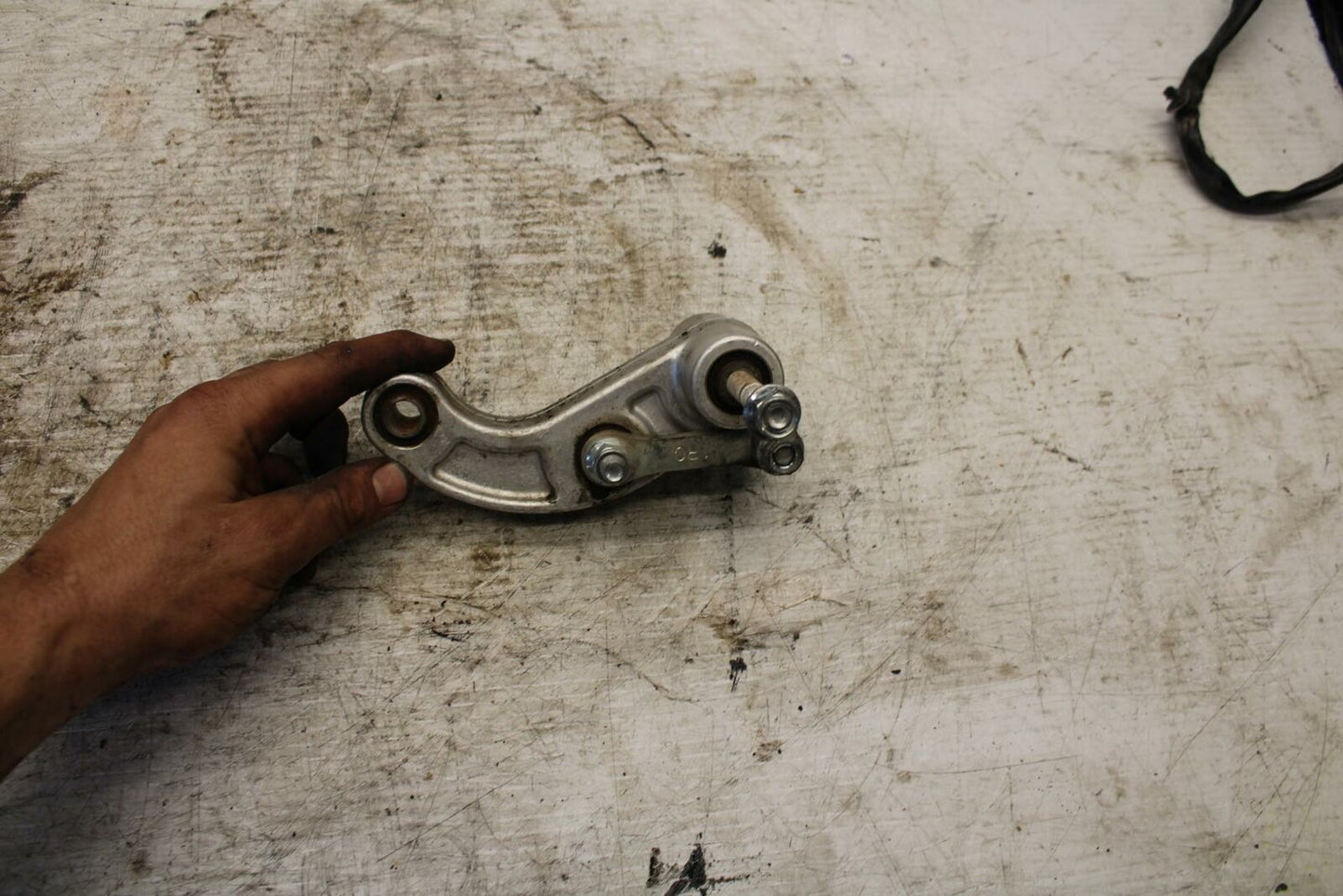 17-19 YAMAHA FZ09 REAR BACK SHOCK LINK DOG BONE BB310