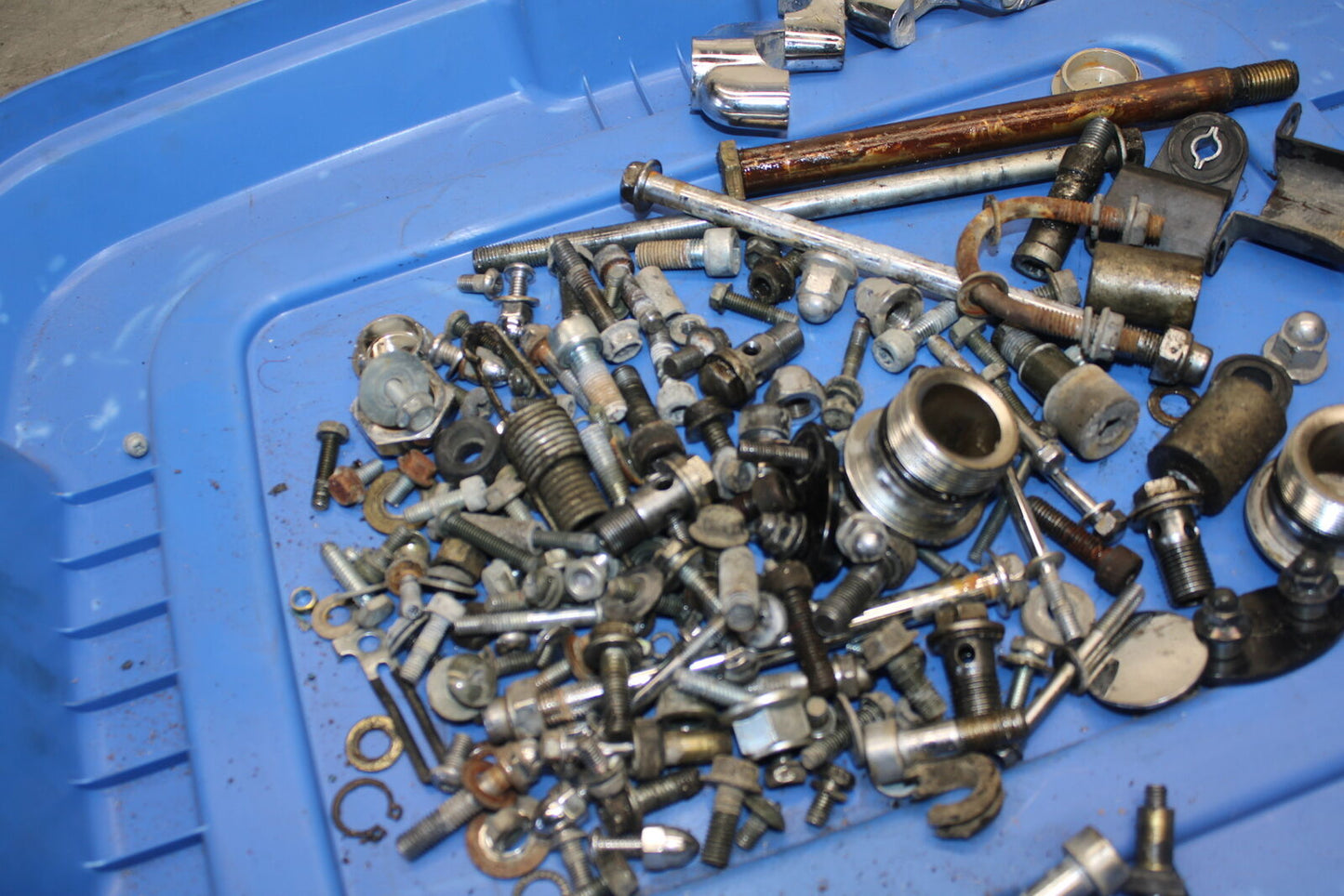 87-03 SUZUKI INTRUDER 1400 VS1400GLP MOUNTING BOLTS HARDWARE MOTOR SCREWS BB702