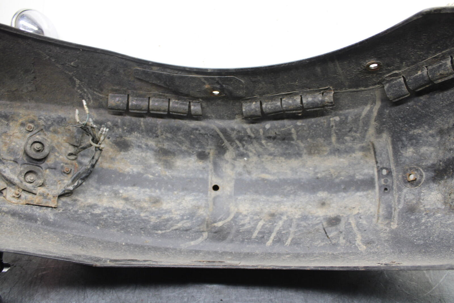 99-00 YAMAHA V STAR 1100 REAR BACK WHEEL FENDER MUD GUARD BB711