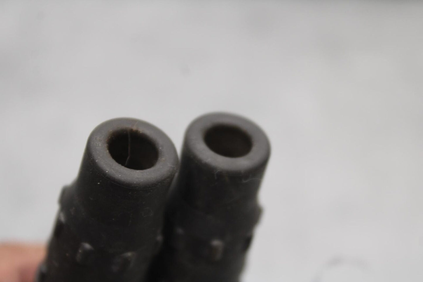 01-03 SUZUKI GSXR600 IGNITION COILS COIL SPARK PLUG CAPS 33410-35F00 BB639