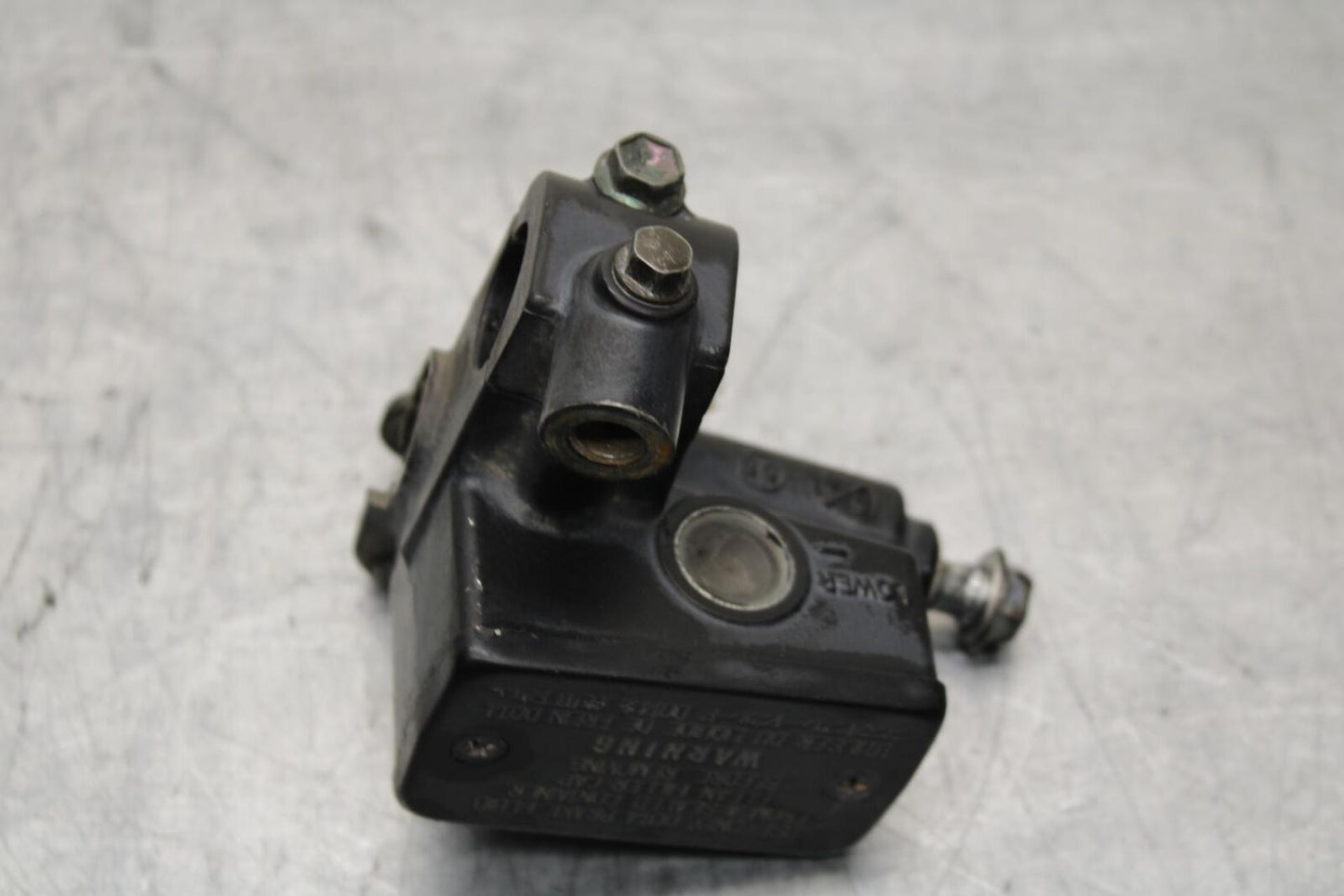 1997 Suzuki Bandit 1200 GSF1200S FRONT BRAKE MASTER CYLINDER BB559