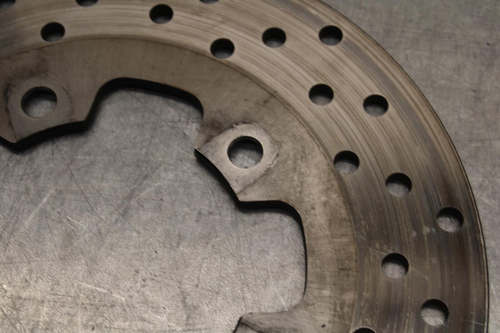 01-03 SUZUKI GSXR600 REAR ROTOR BACK BRAKE DISC 69211-33E00 BB639