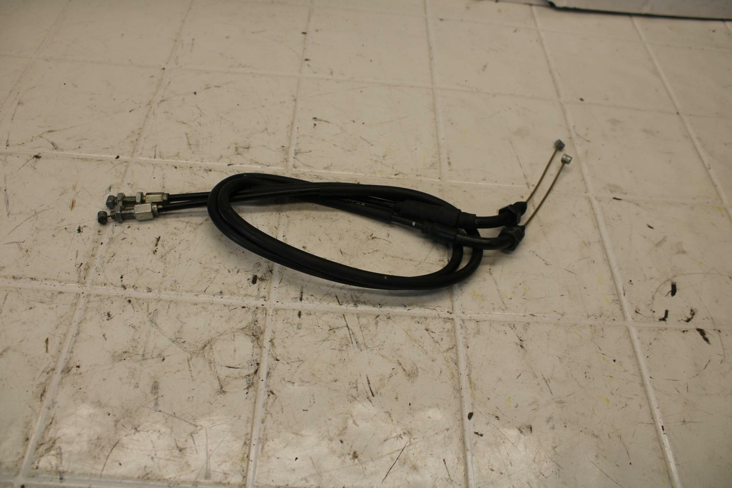11-13 HONDA CBR250R THROTTLE CABLES LINES BB13