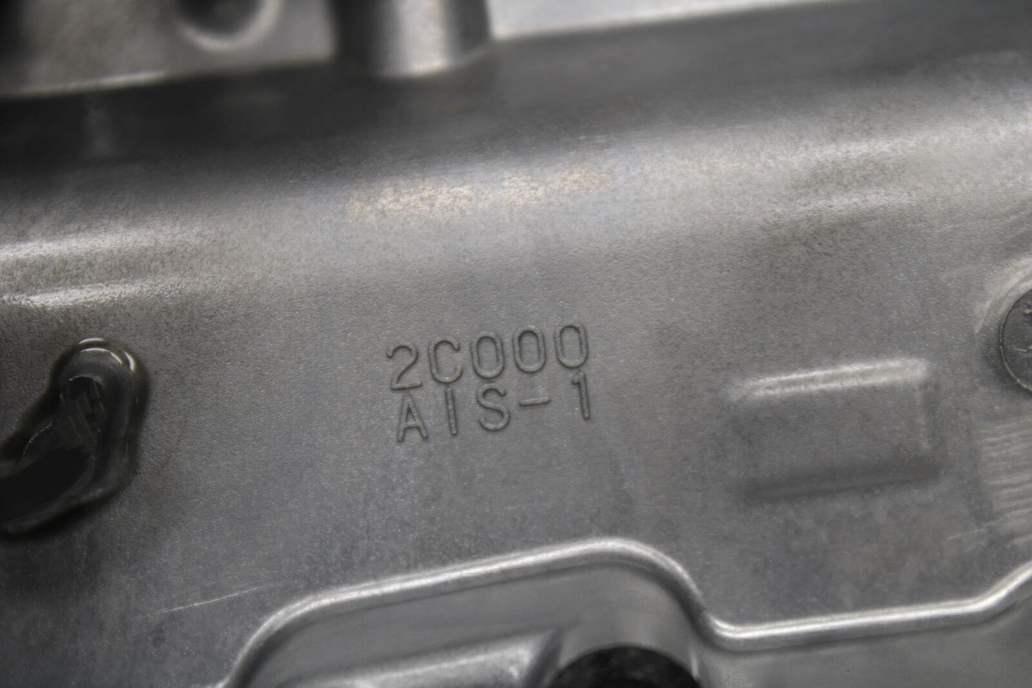 06 YAMAHA YZF R6 ENGINE MOTOR BOTTOM OIL PAN COVER BB716