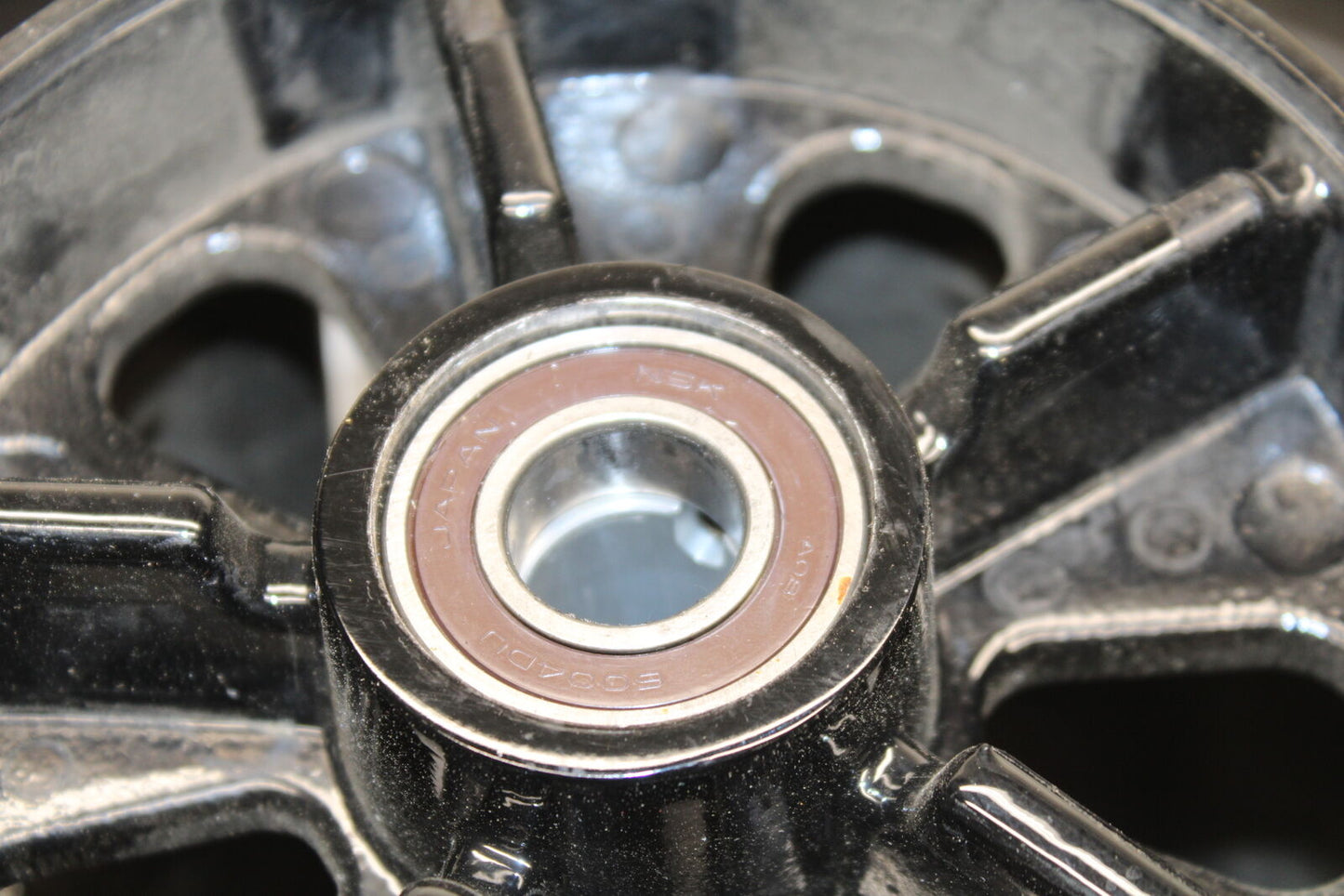 21-24 APRILIA TUONO 660 FACTORY REAR WHEEL BACK RIM BB733