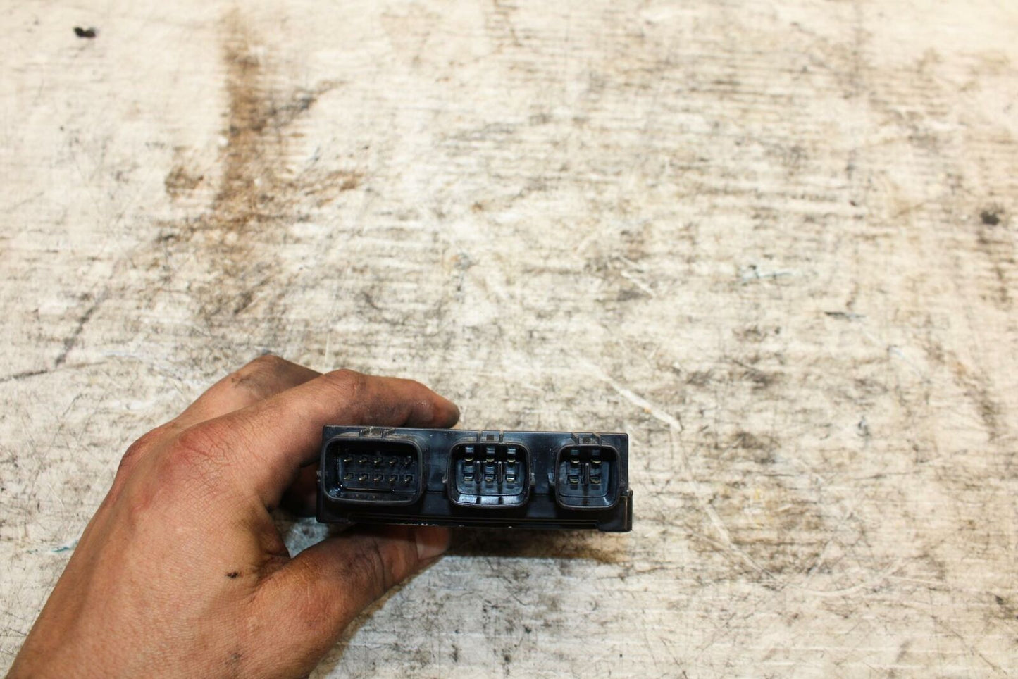 13-18 KAWASAKI NINJA ZX6R RELAY ASSEMBLY FUSE BOX BB311