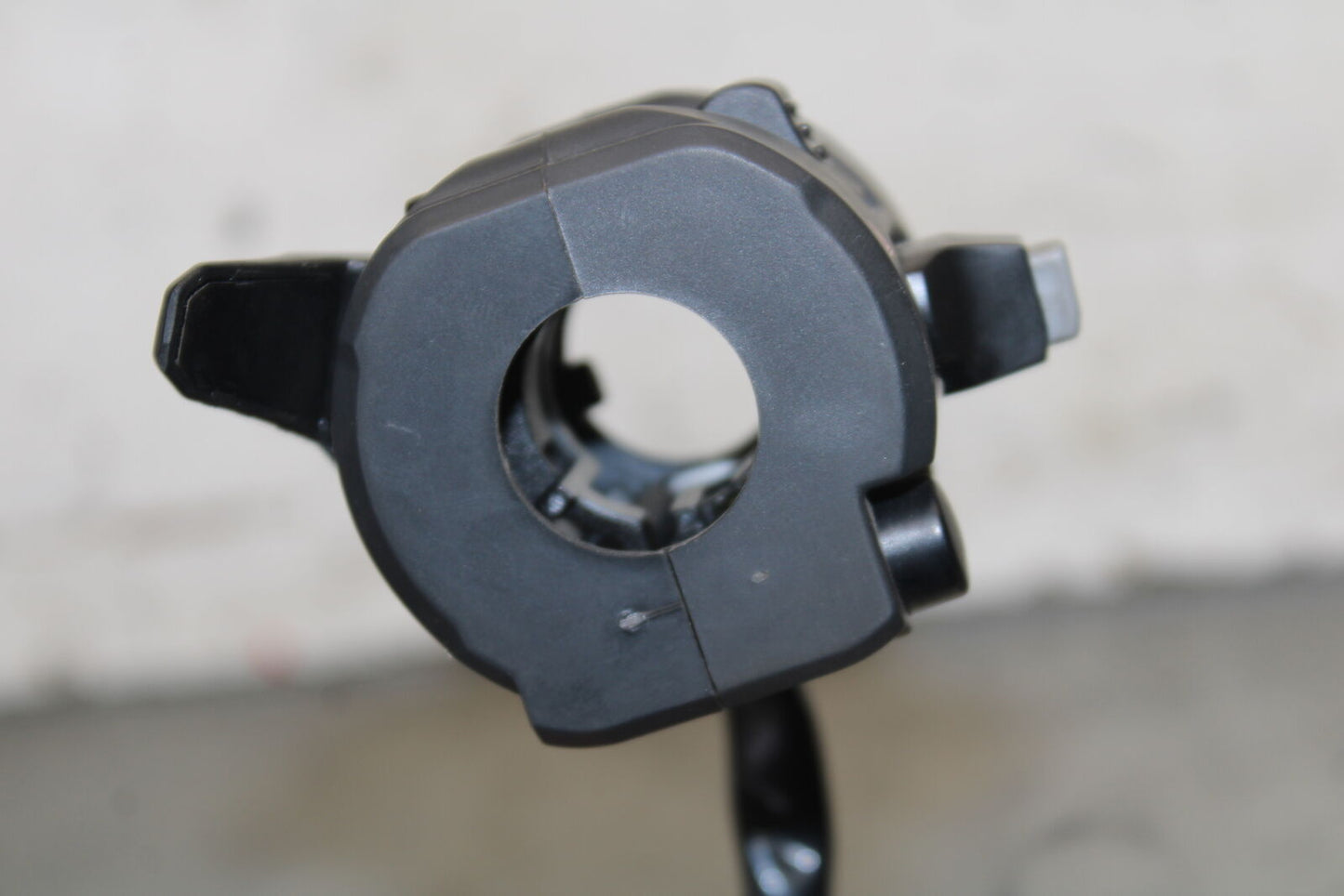 12-13 DUCATI STREETFIGHTER 848 LEFT CLIP ON HANDLE HORN SIGNALS SWITCH BB705