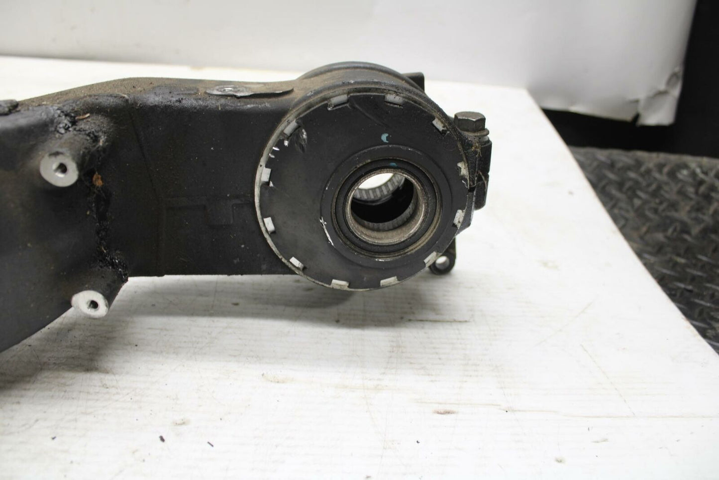 08-11 TRIUMPH SPEED TRIPLE REAR SWINGARM BACK SUSPENSION SWING ARM BB366