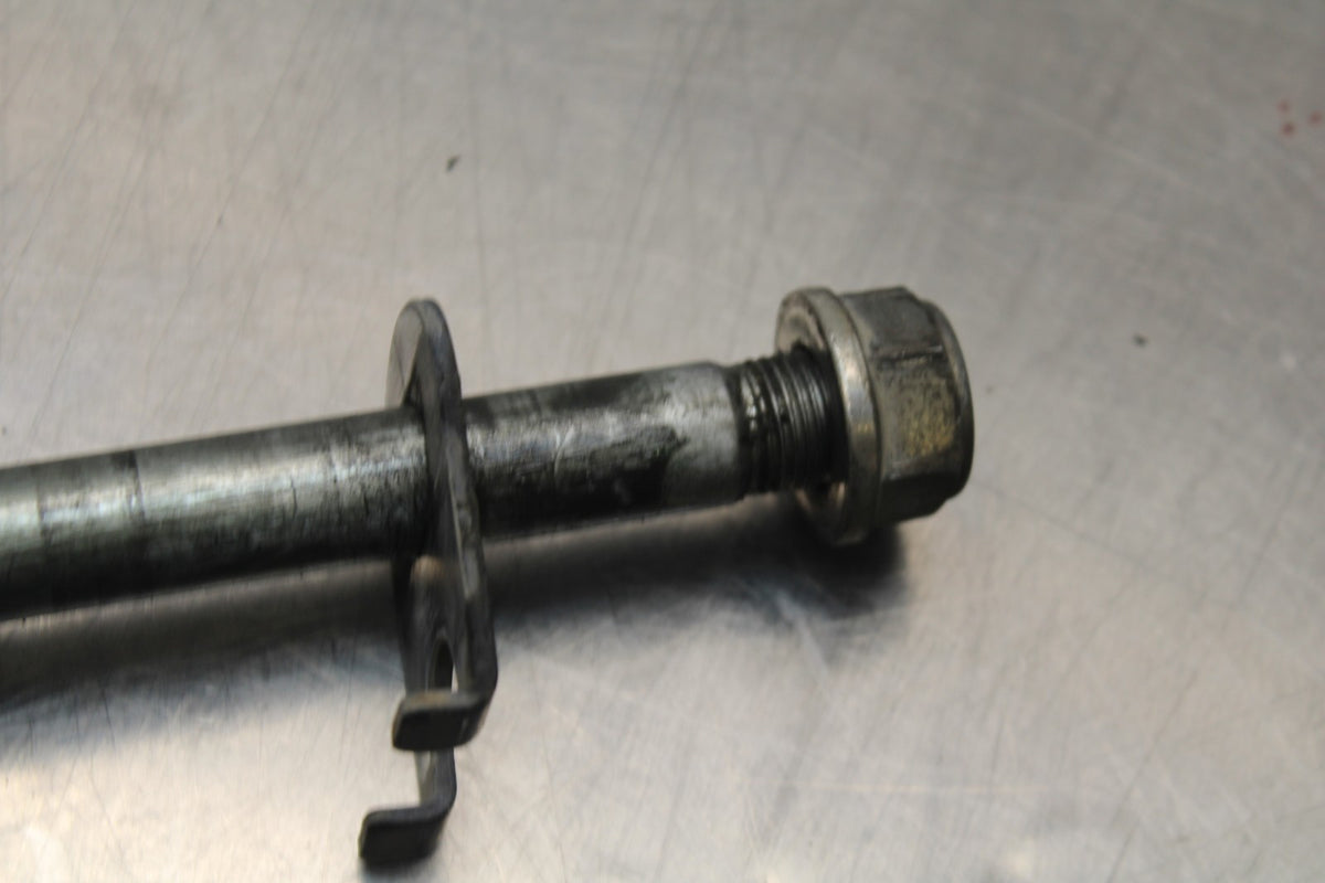18 HONDA CB500F REAR AXLE BACK WHEEL RIM PIVOT BOLT AXEL BB861