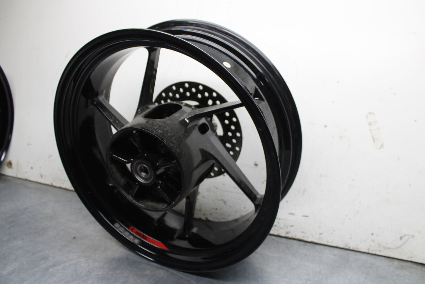21-24 APRILIA TUONO 660 FACTORY REAR WHEEL BACK RIM BB733