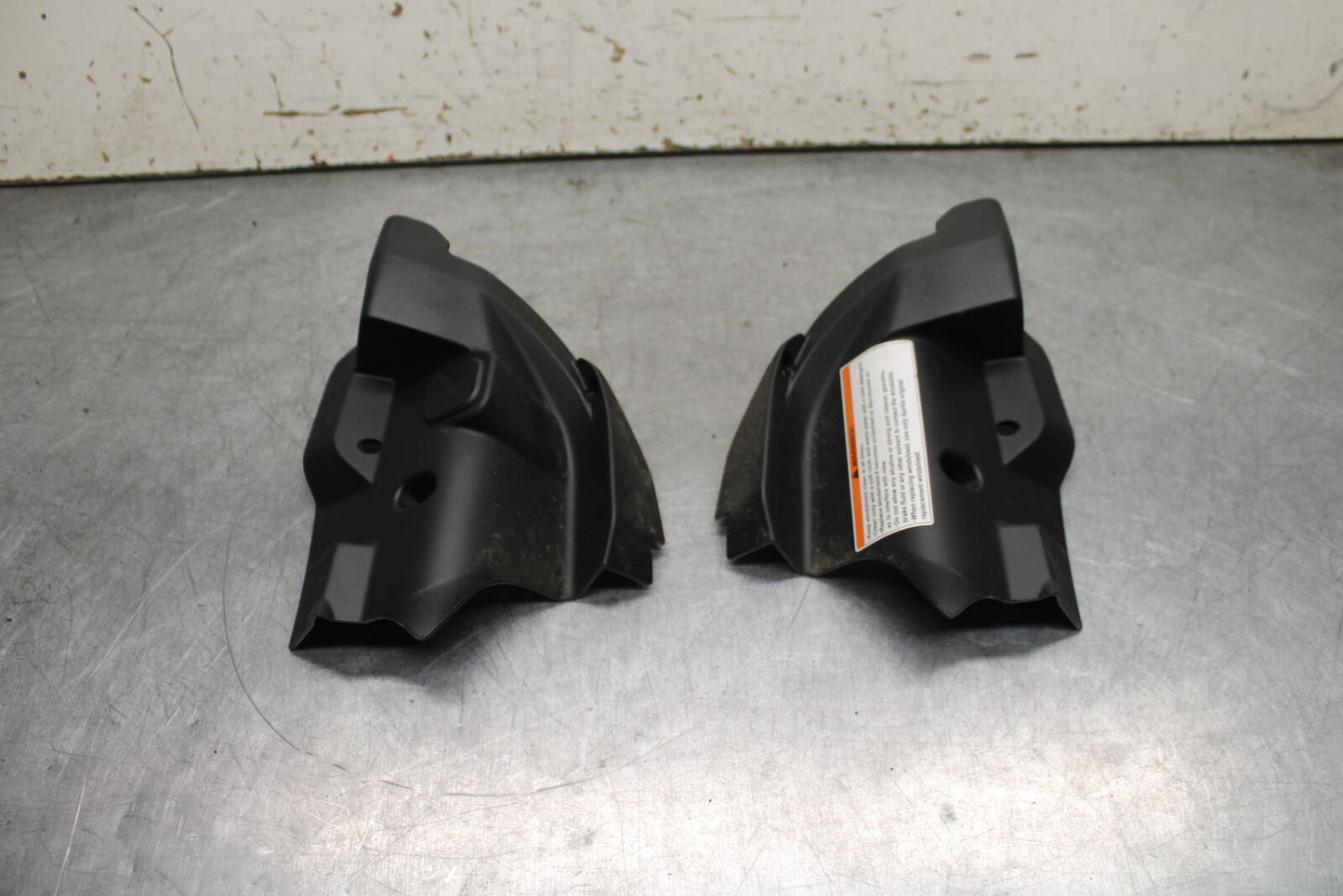21-24 APRILIA TUONO 660 FACTORY FRONT INNER CENTER COWL FAIRING SET BB733