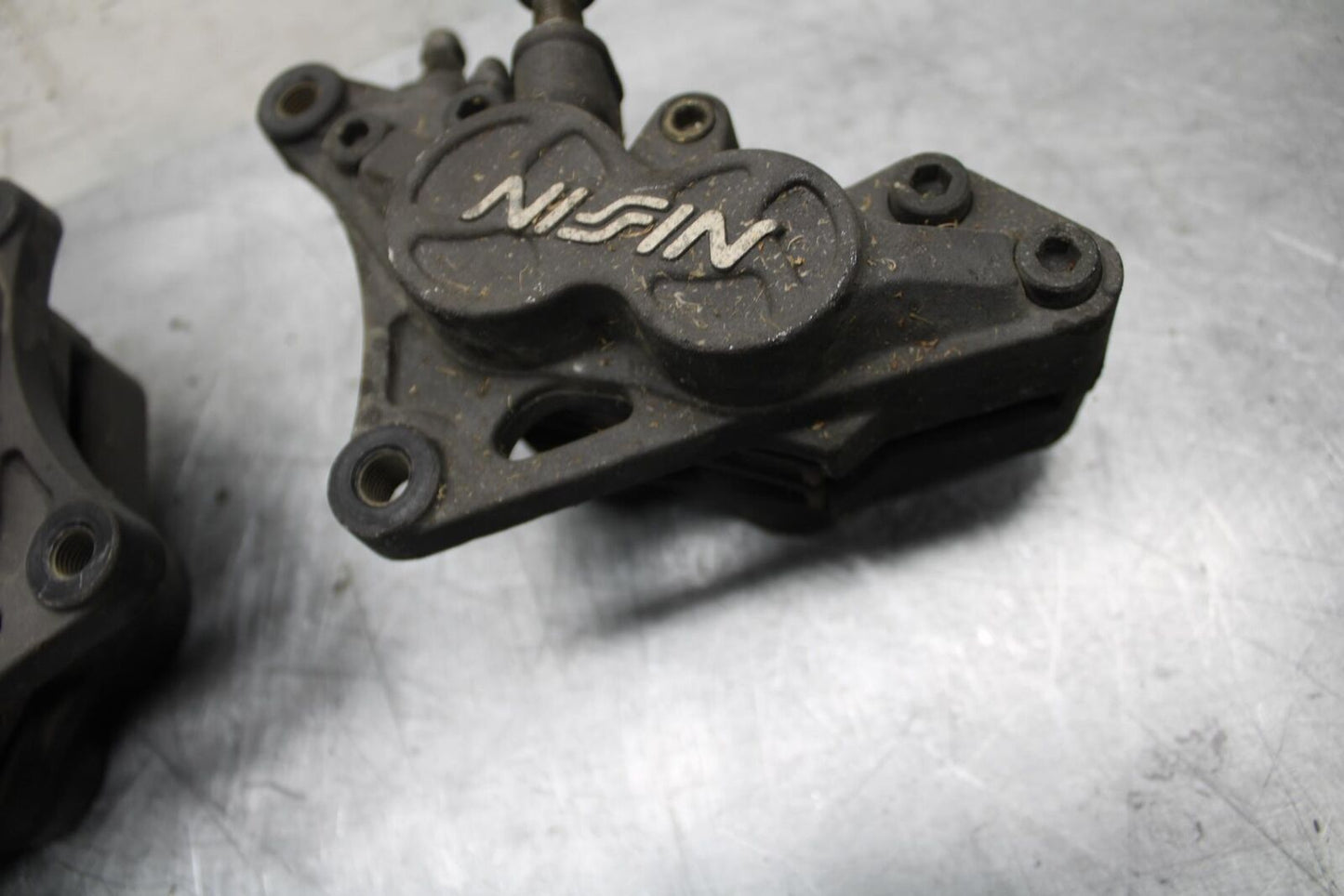 91-92 SUZUKI GSXR750 M RIGHT LEFT FRONT BRAKE CALIPER SET PAIR CALIPERS BB493