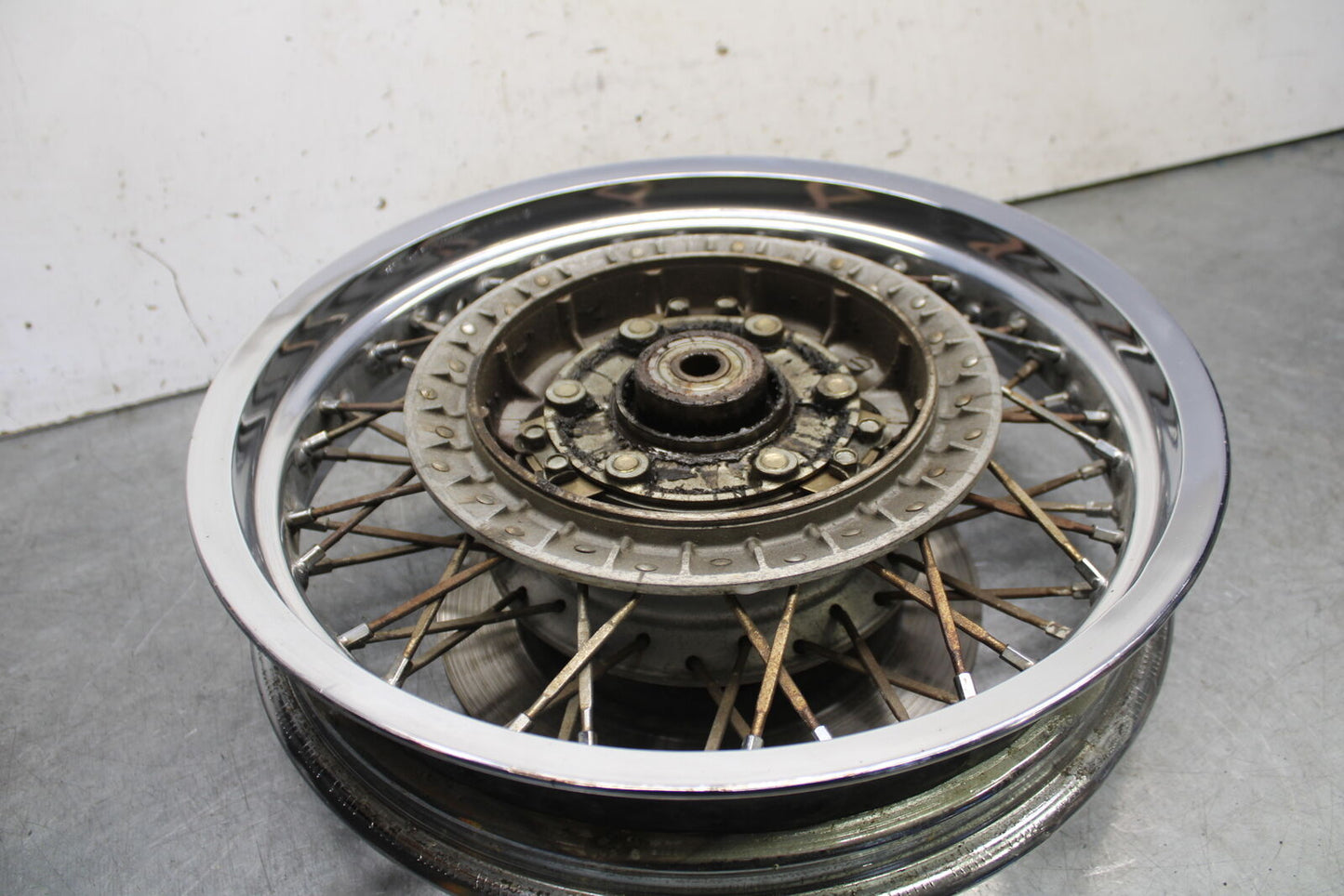 85-86 SUZUKI MADURA 1200 REAR WHEEL REAR RIM BB691