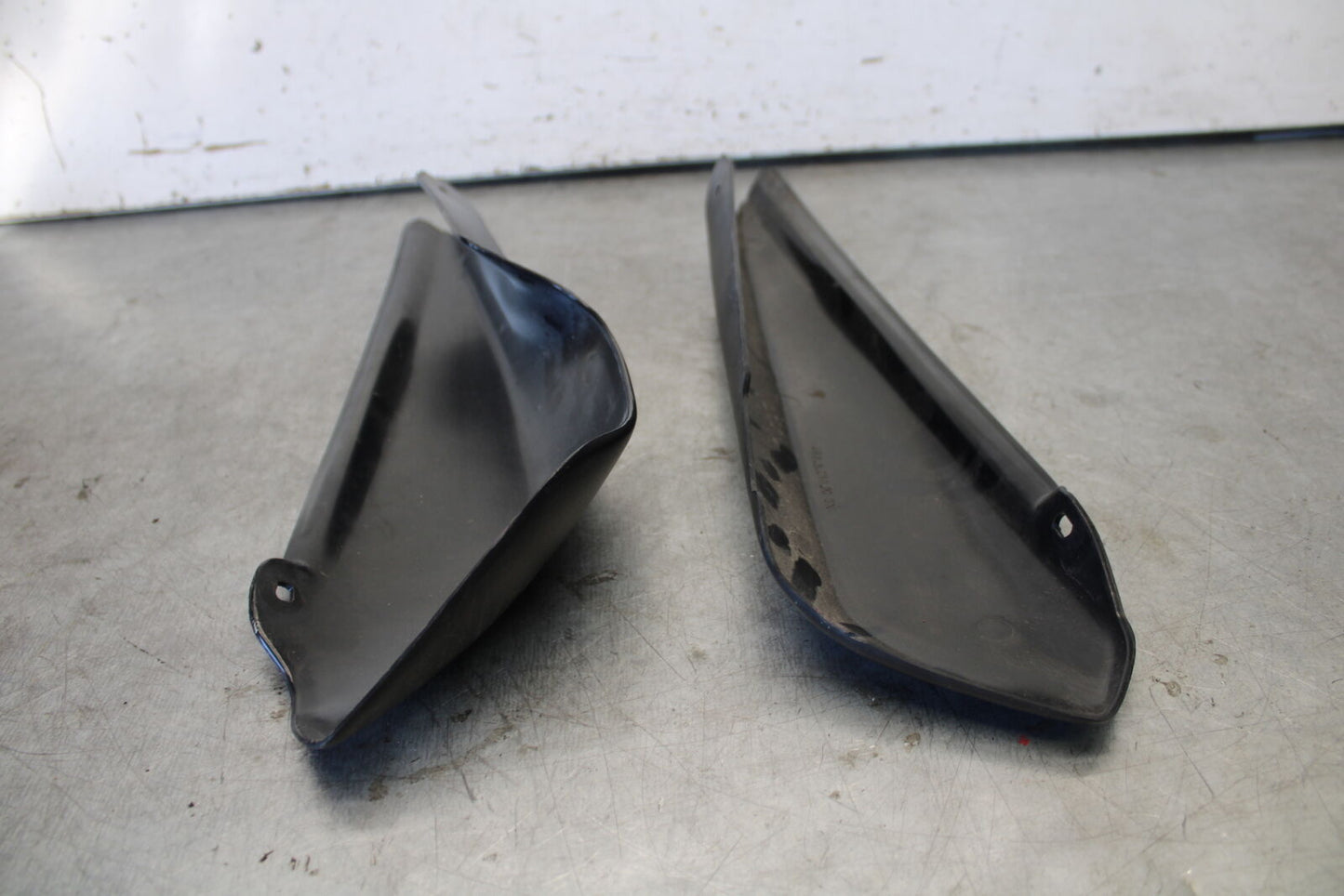06-07 DUCATI MONSTER 695 RIGHT LEFT SIDE SEAT PANELS TRIMS COWLS FAIRINGS BB674