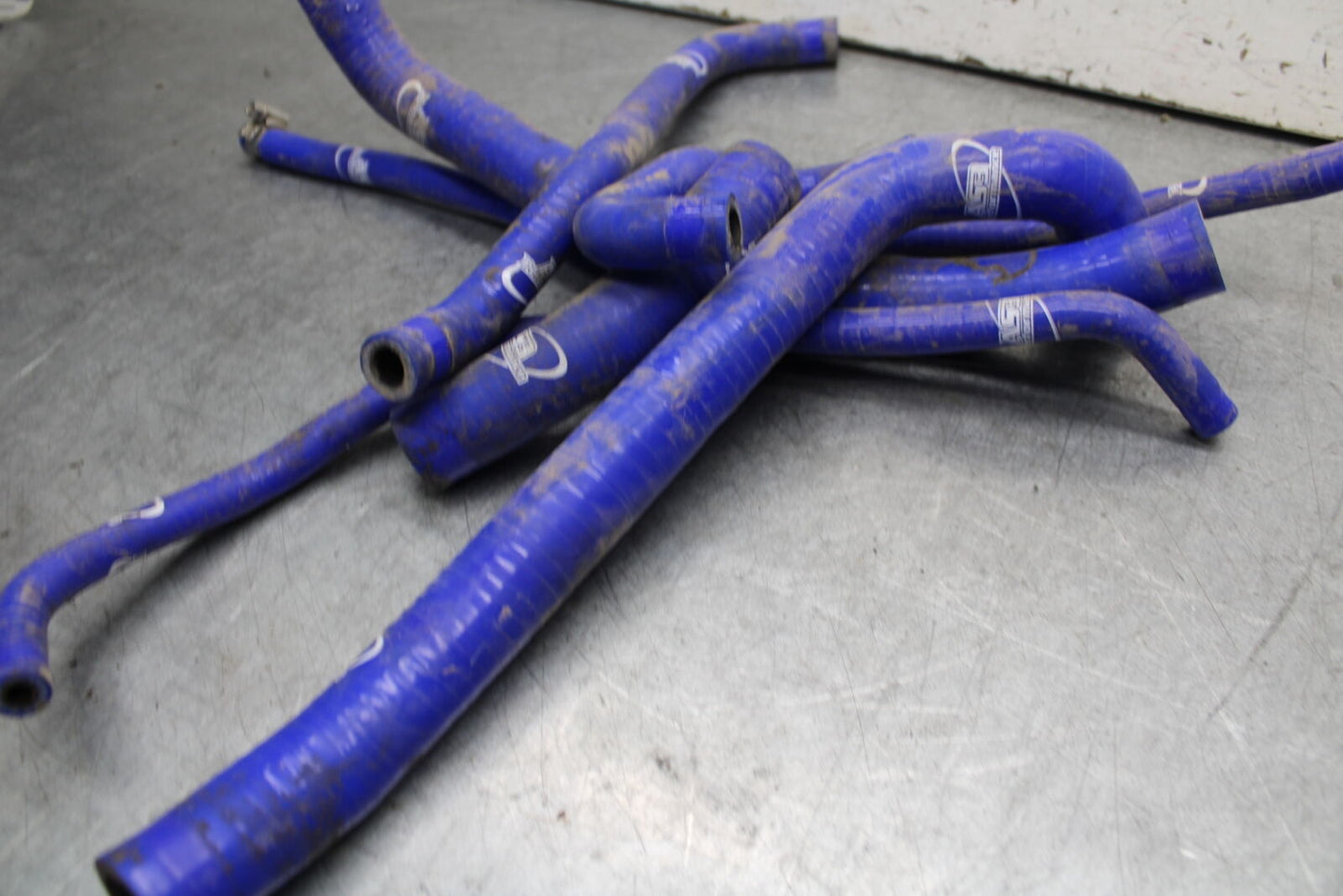 09-11 TRIUMPH DAYTONA 675 AFTERMARKET RADIATOR HOSES BB652