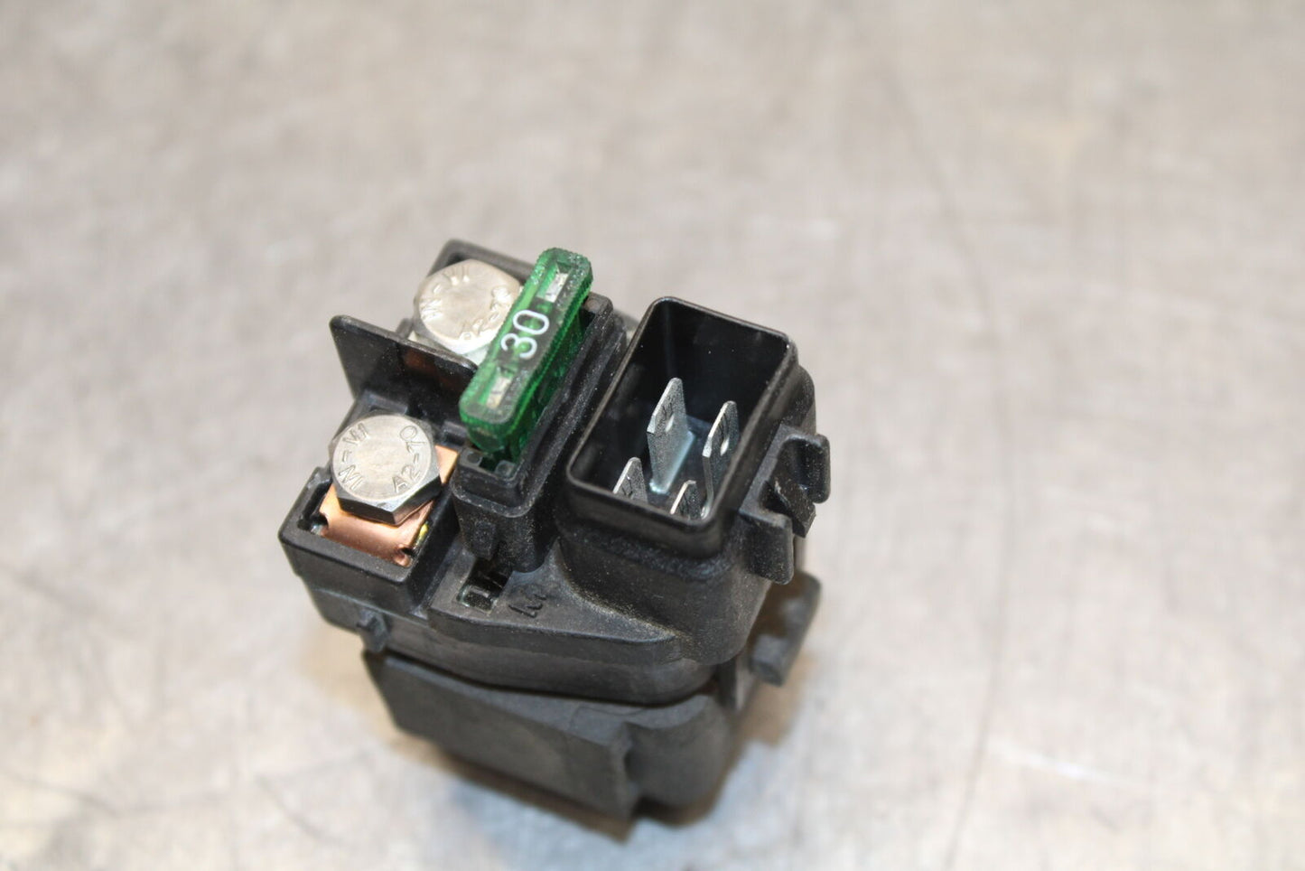 03-04 TRIUMPH DAYTONA 600 ENGINE STARTER RELAY STARTING MOTOR SWITCH BB745