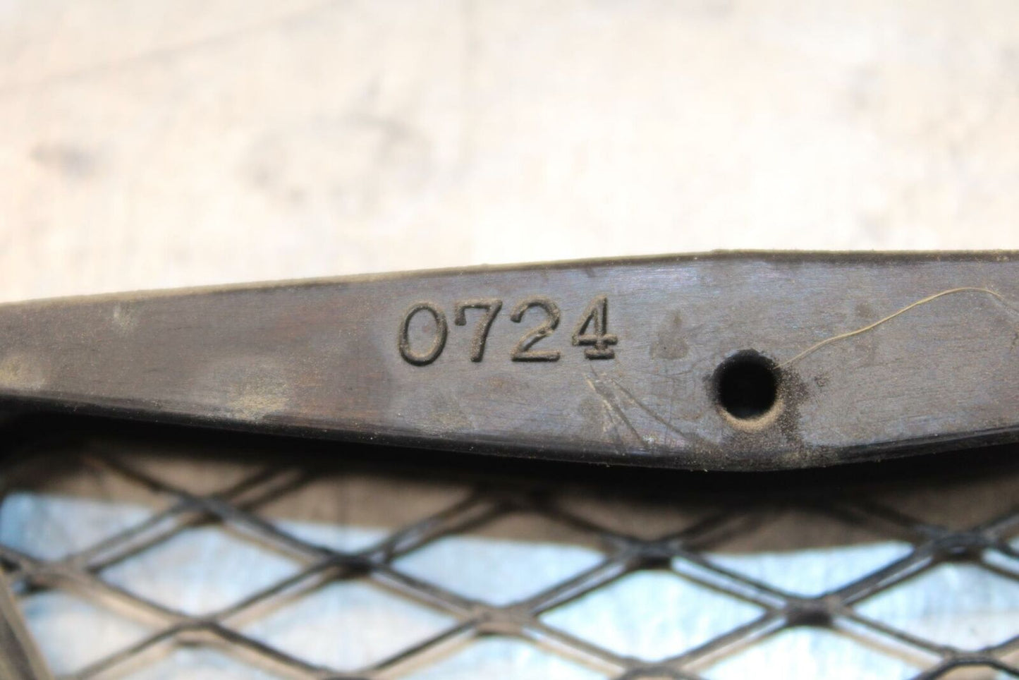 19-20 KAWASAKI NINJA ZX6R AIR INTAKE GRILL BB419