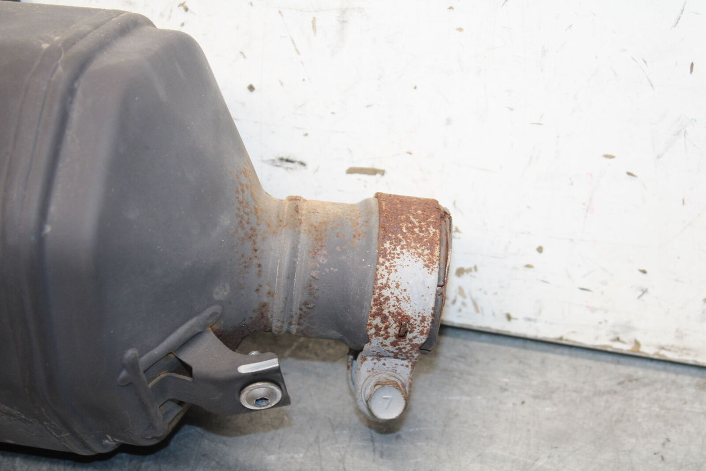 19-22 KAWASAKI Z400 EXHAUST PIPE MUFFLER SLIP ON CAN SILENCER BB738