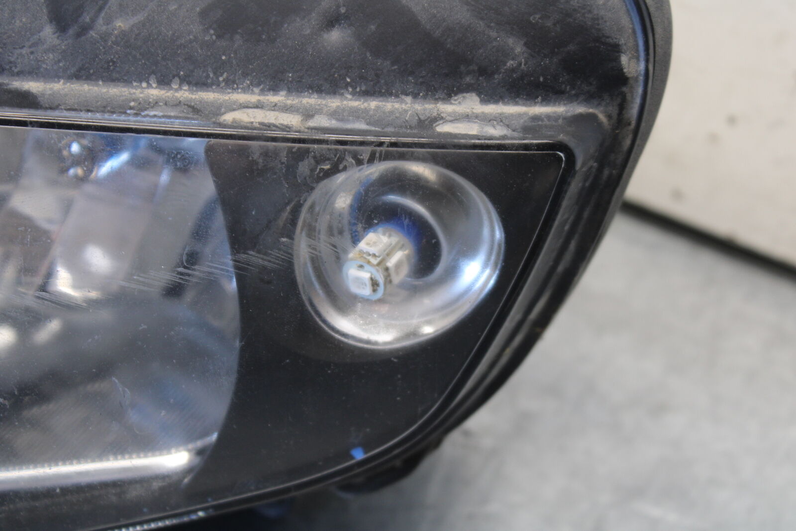 03-07 SUZUKI SV1000S FRONT HEADLIGHT HEAD LIGHT LAMP BB657