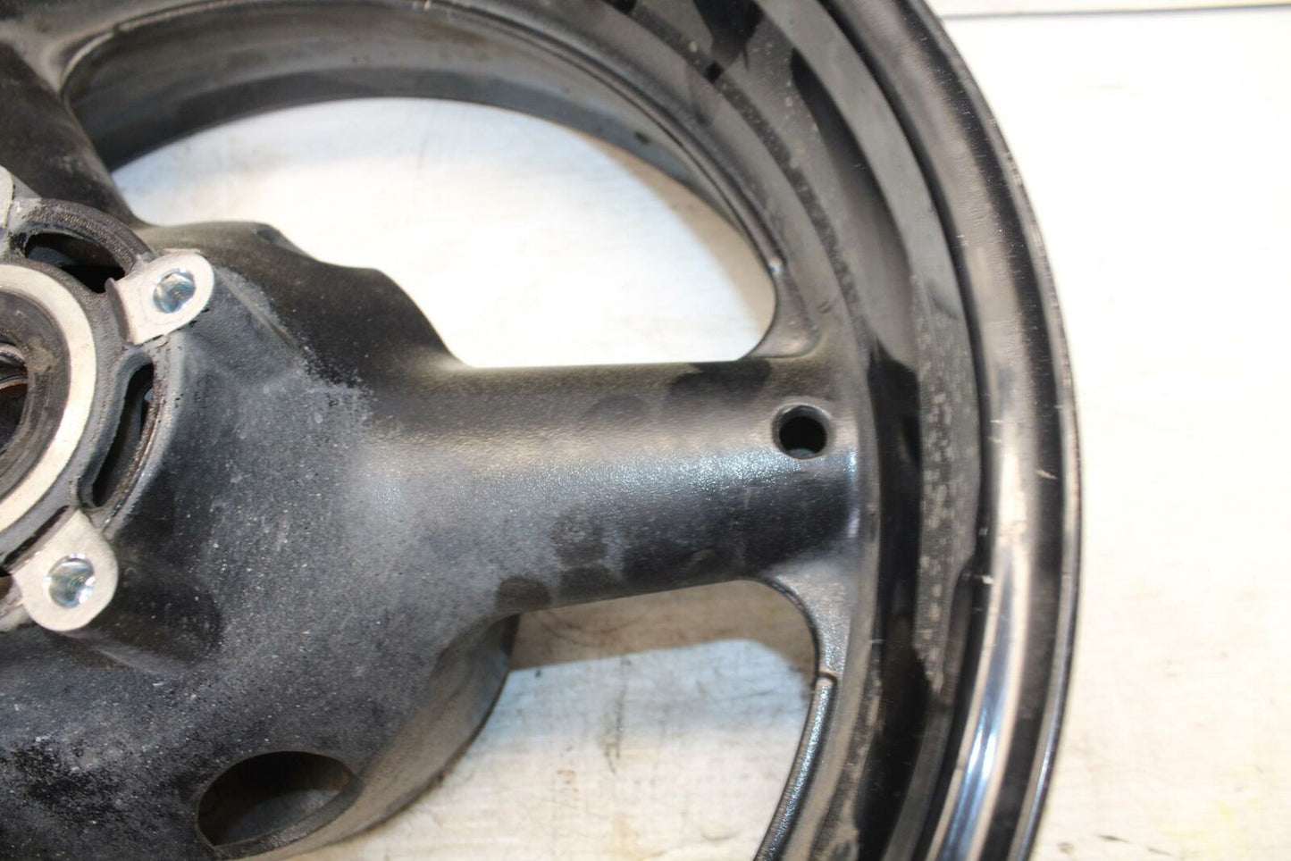 00-07 SUZUKI HAYABUSA REAR WHEEL BACK RIM64111-33E11-35W BB281