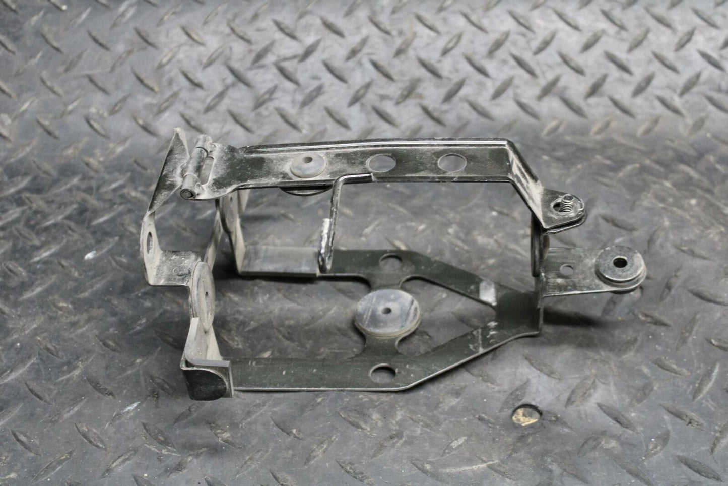 91-02 HONDA ST1100 REAR BACK UNDERTAIL BATTERY TRAY BB222