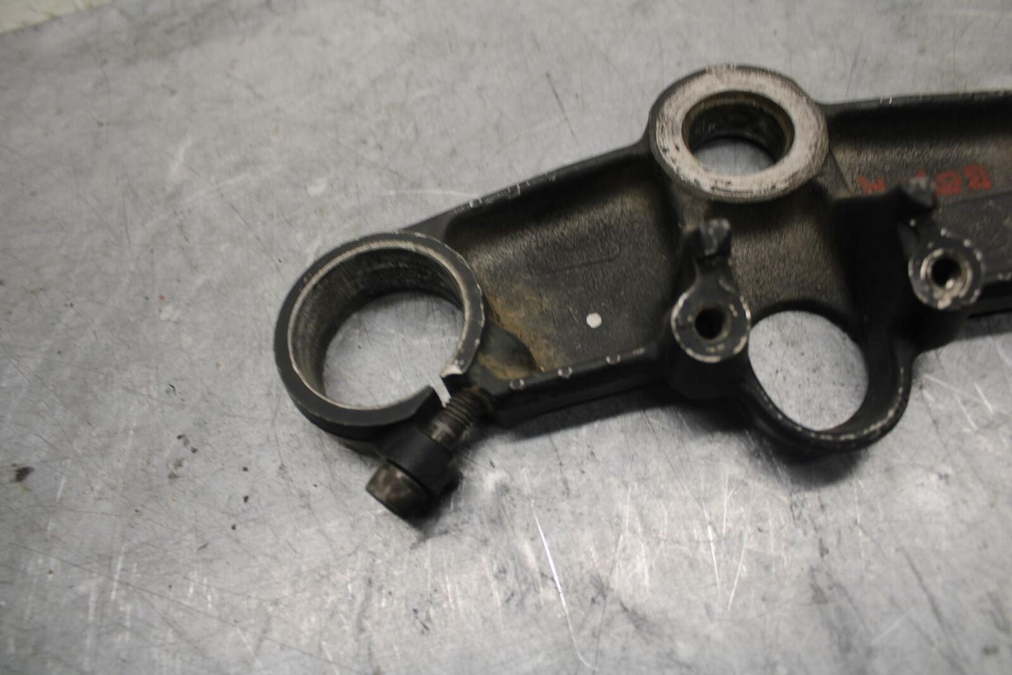 1992 Honda CBR600F2 FORKS UPPER TRIPLE TREE CLAMP BB40