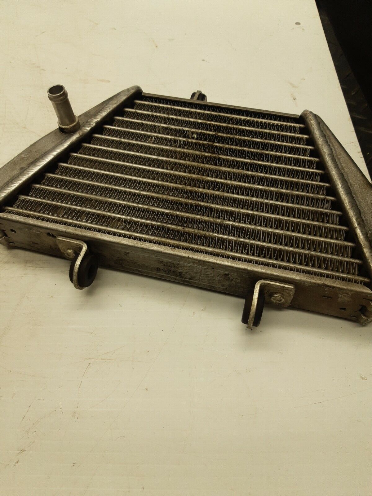 10-11 APRILIA RSV4 R ENGINE MOTOR OIL COOLER BB202