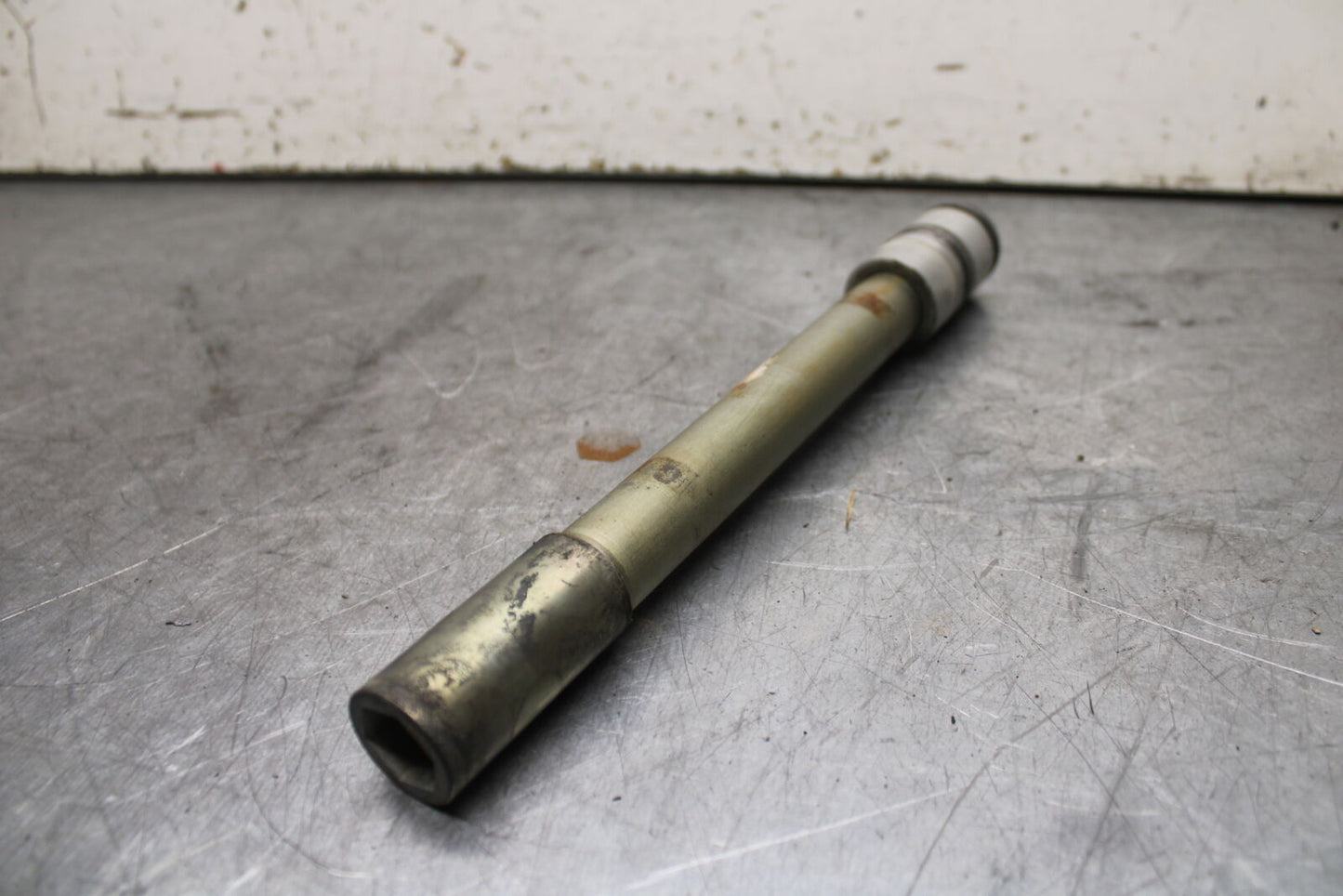 14-16 TRIUMPH AMERICA LT FRONT WHEEL RIM AXLE PIVOT BOLT BB720