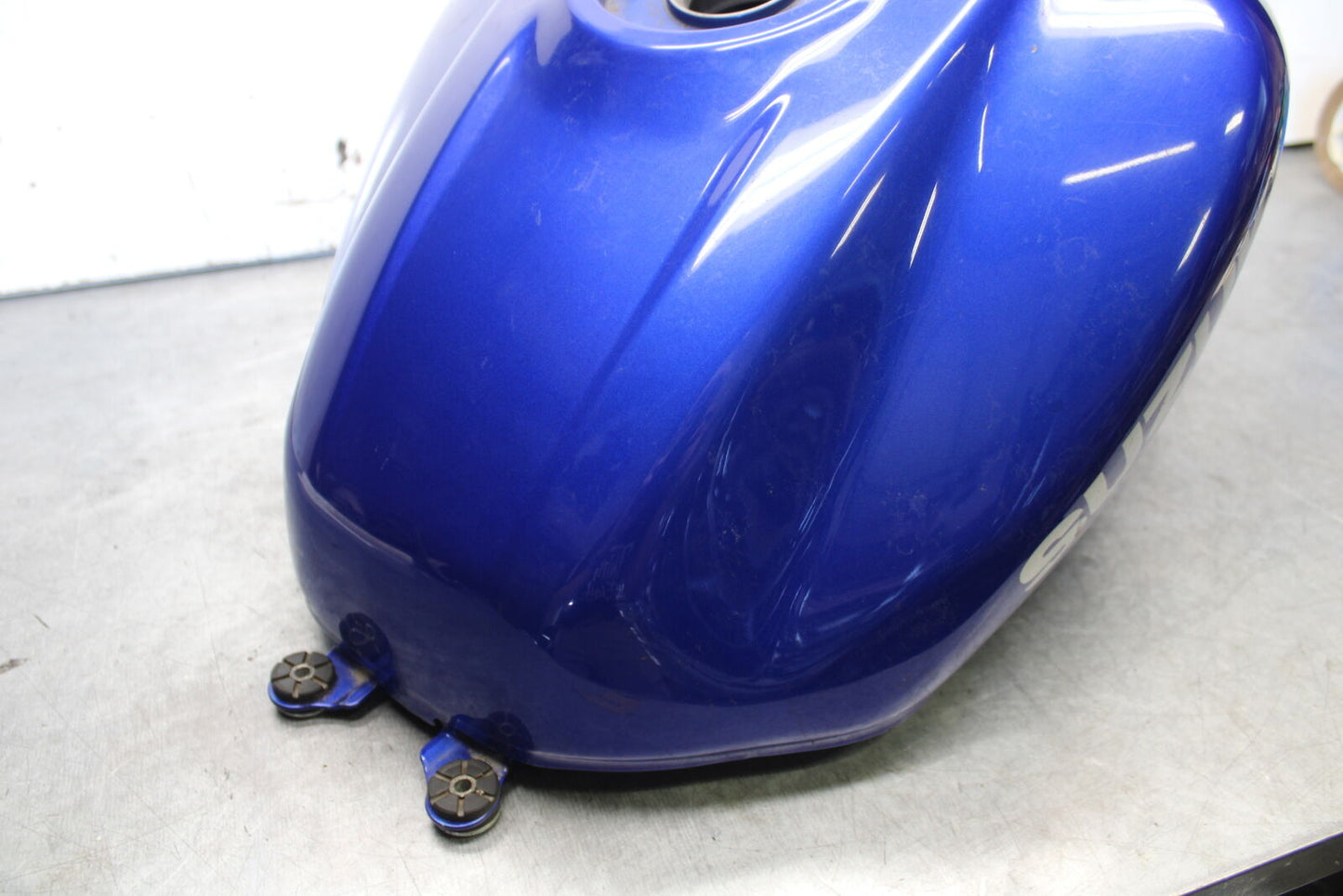 03-07 SUZUKI SV1000S GAS TANK FUEL CELL PETROL RESERVOIR 44100-16G00-YC2 BB657