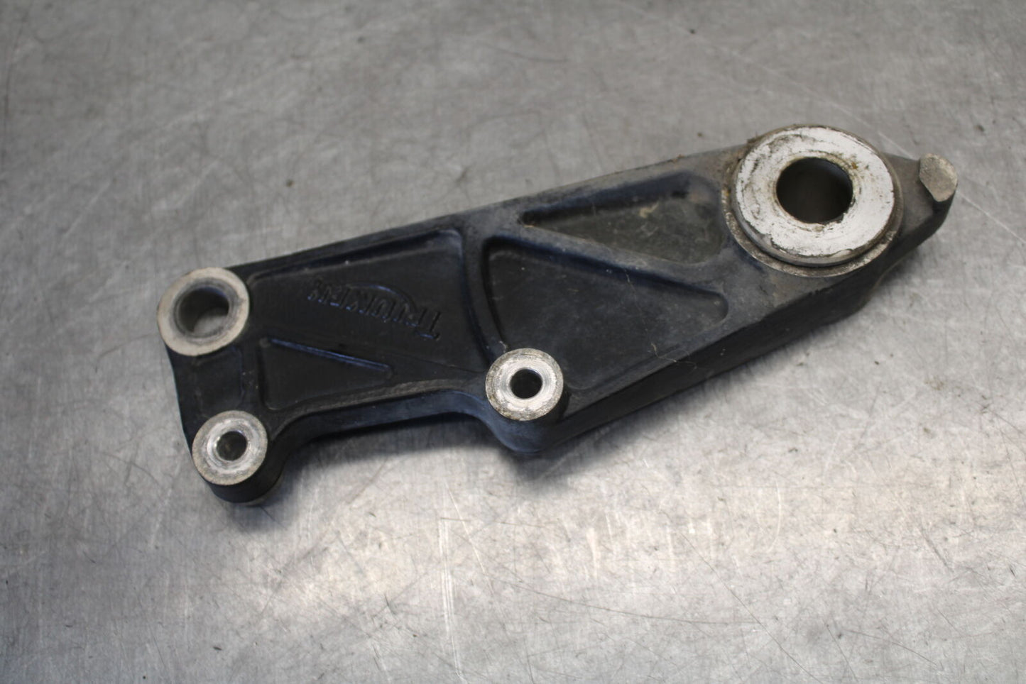 01-06 TRIUMPH TIGER 955I REAR BACK BRAKE CALIPER W MOUNT BRACKET BB693