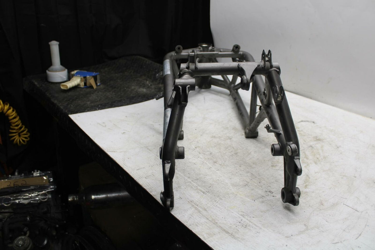 08-10 DUCATI 848 FRAME CHASSIS BB369