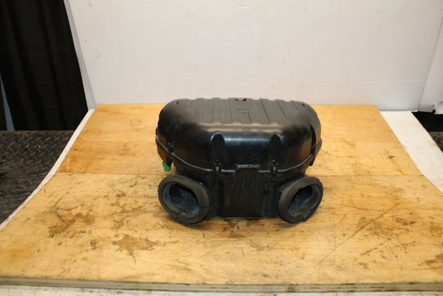 01-03 SUZUKI GSXR600 AIRBOX AIR INTAKE FILTER BOX BB336