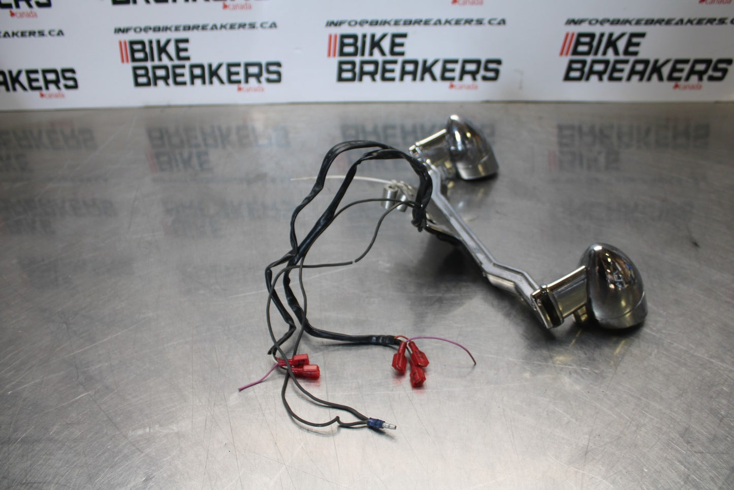 03-08 KAWASAKI VULCAN 1600 FRONT HEAD LIGHT HEADLIGHT SET PAIR BB196