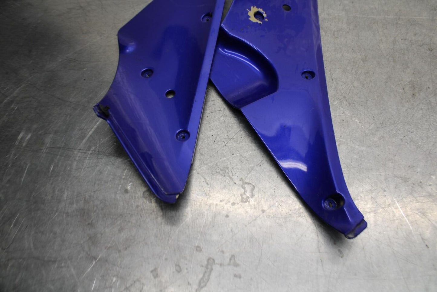 98-99 YAMAHA YZF R1 RIGHT LEFT INNER FAIRINGS COWLS PANELS TRIMS BB74