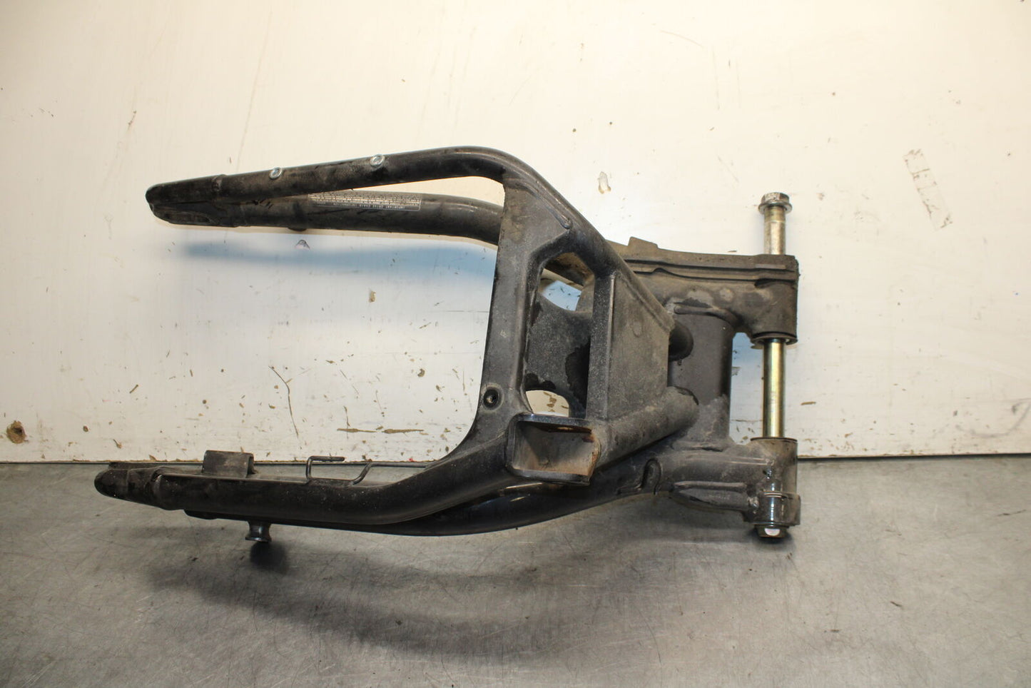 14-15 KAWASAKI NINJA 650 EX650F ABS REAR SWINGARM SUSPENSION SWING ARM BB741