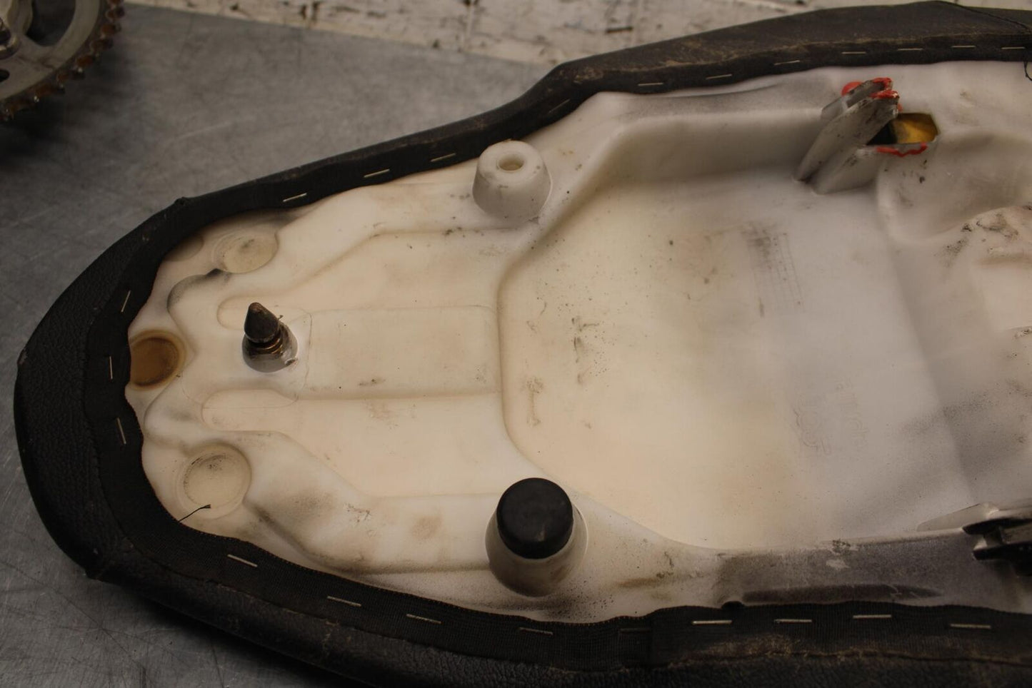 2008 Aprilia Shiver 750 SL750 FRONT REAR SEAT SADDLE BB551