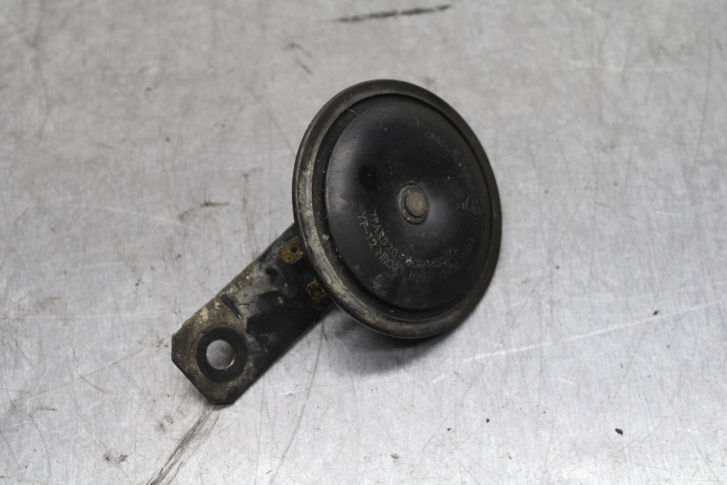 03-04 TRIUMPH DAYTONA 600 HORN SIGNAL BB745