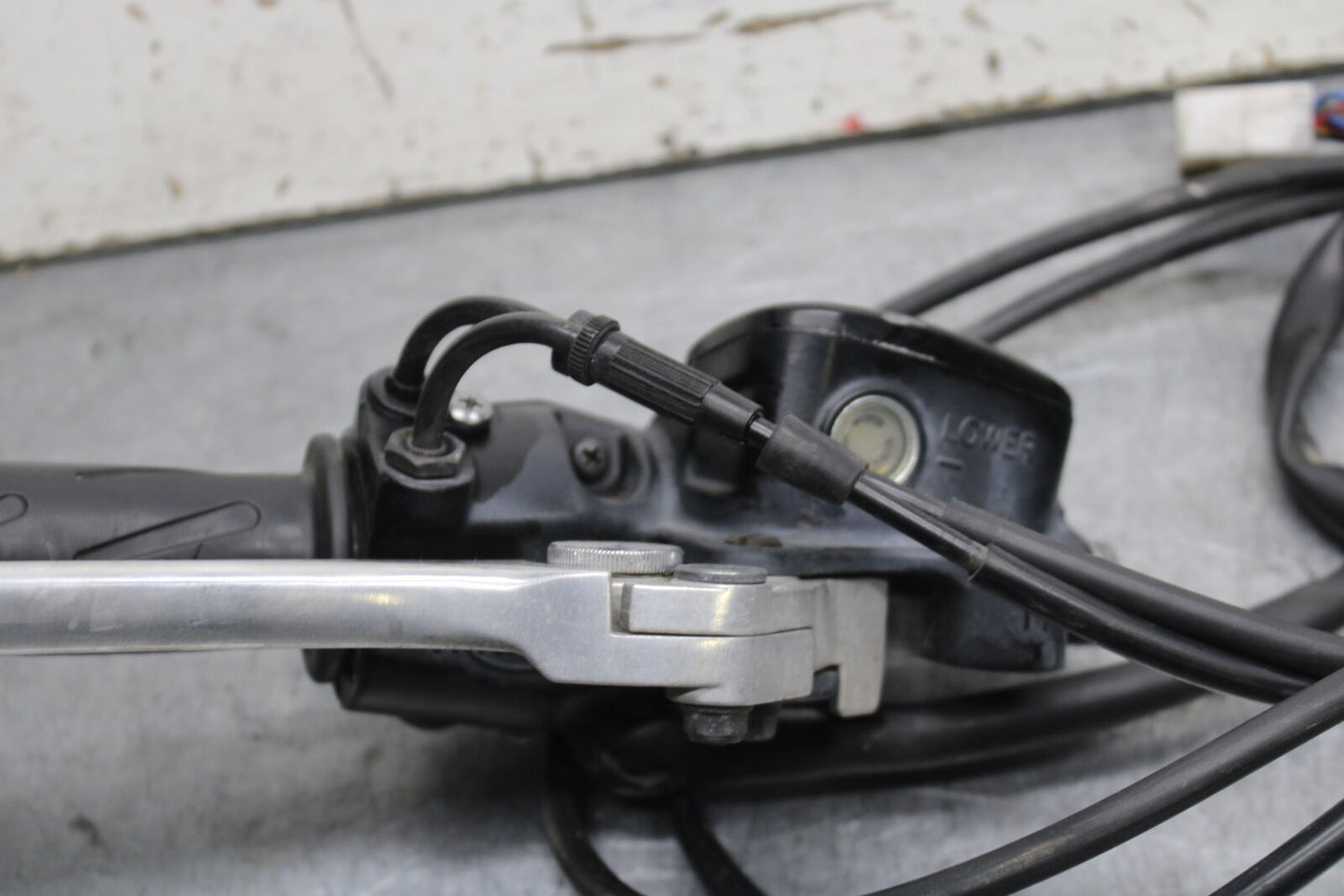 14-16 TRIUMPH AMERICA LT RIGHT CLIP ON HANDLE KILL OFF START SWITCH BB720