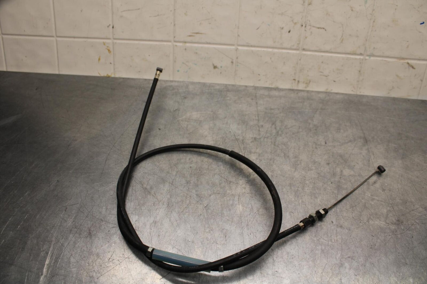 20 SUZUKI GSXR 1000 CLUTCH CABLE LINE BB597