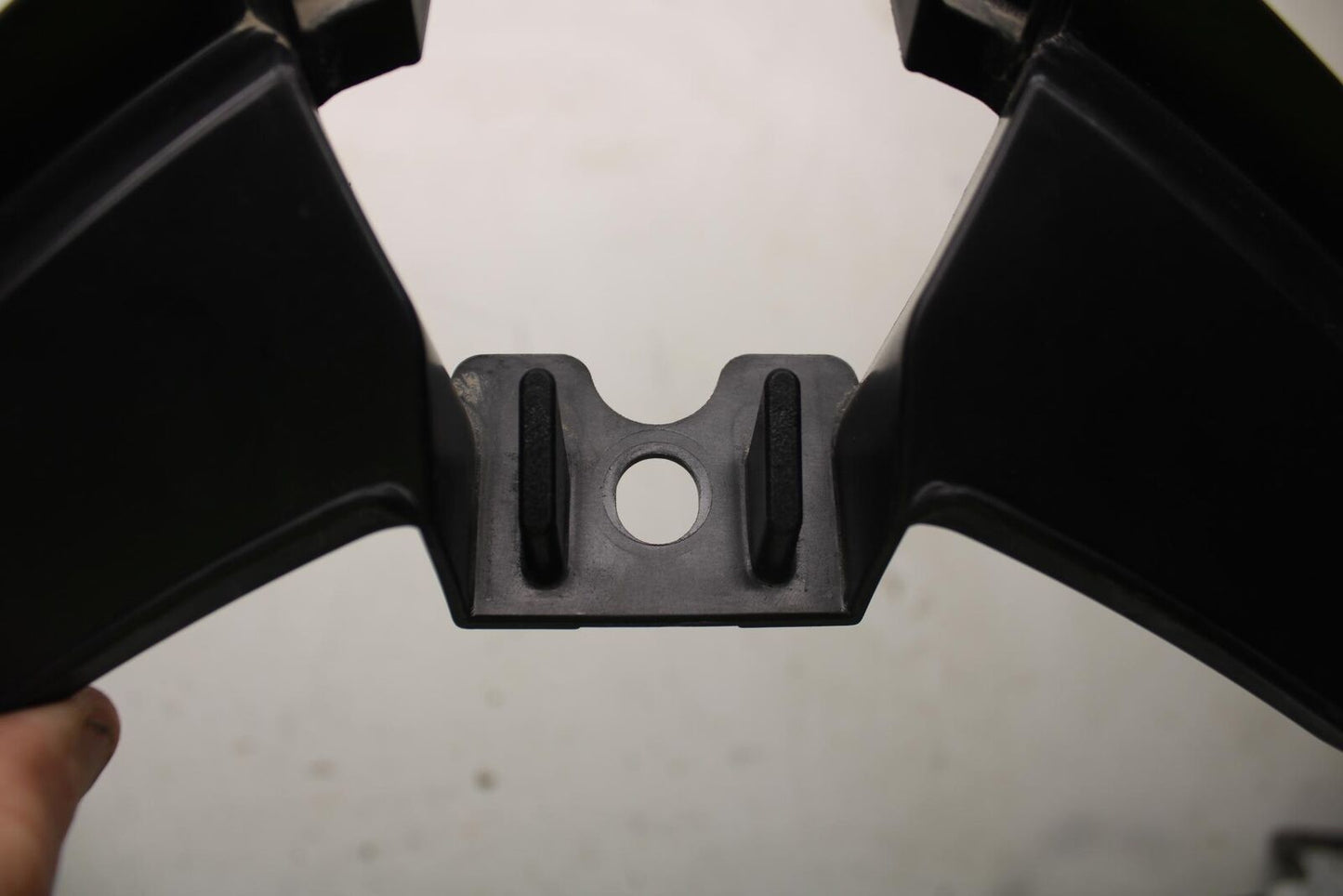 20-23 APRILIA RS660 TAIL INNER PIECE BB643