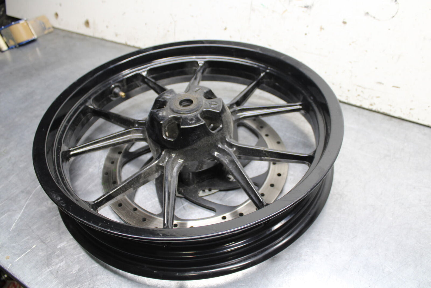 17-24 KTM 390 DUKE FRONT WHEEL FRONT RIM BB734