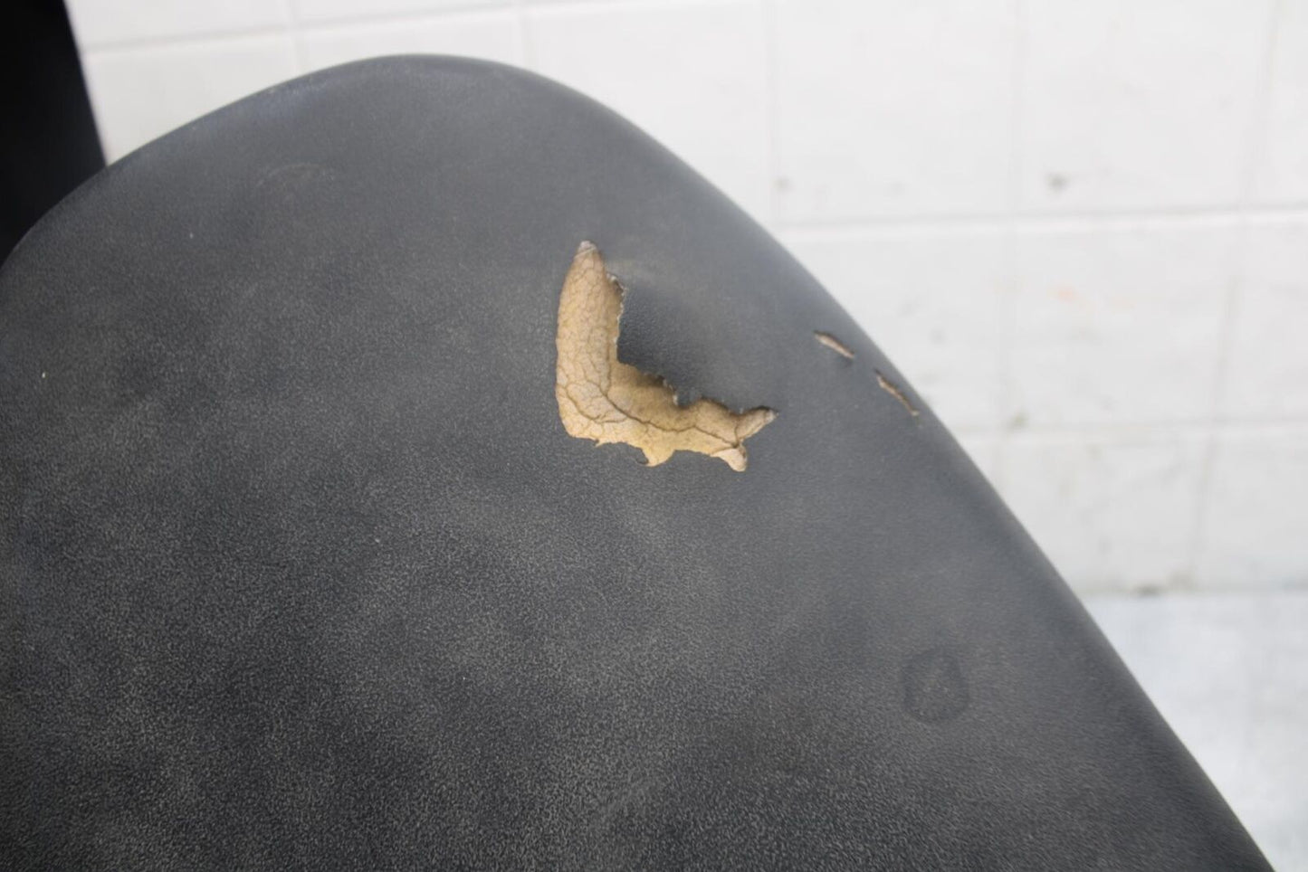 97-98 SUZUKI GSXR 600 SRAD REAR PASSENGER TANDEM SEAT PAD SADDLE PILLION BB455