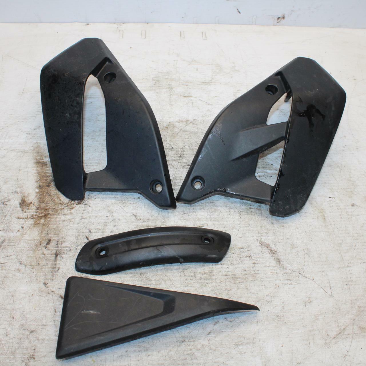 17-20 DUCATI MONSTER 797 MID UPPER SIDE FAIRING BB309