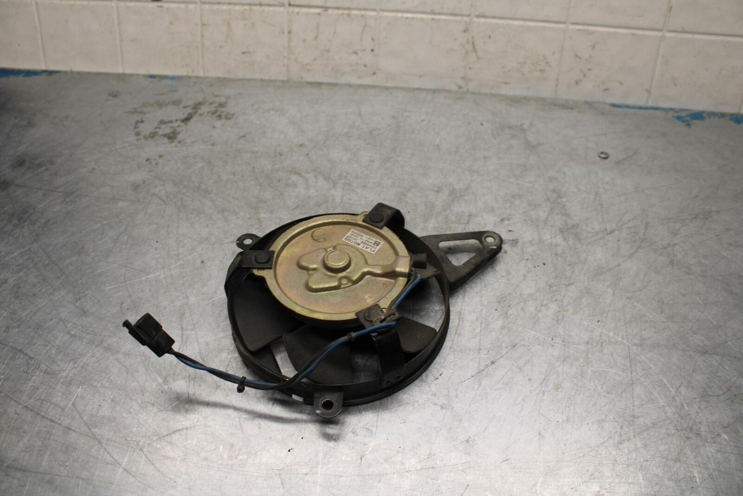 96-07 YAMAHA YZF600R RIGHT ENGINE RADIATOR COOLING FAN MOTOR BB427