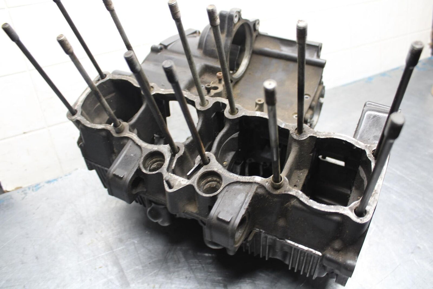 86-87 SUZUKI GSXR1100 ENGINE MOTOR CRANKCASE CRANK CASES BLOCK BB413
