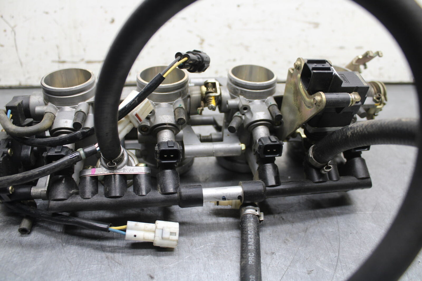 03-04 TRIUMPH DAYTONA 600 MAIN FUEL INJECTORS / THROTTLE BODIES BB745