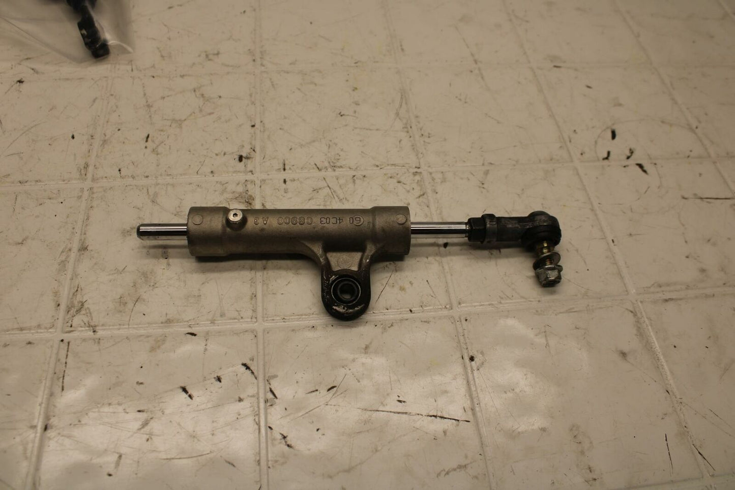 04-05 SUZUKI GSXR750 STEERING DAMPER STABILIZER BB11