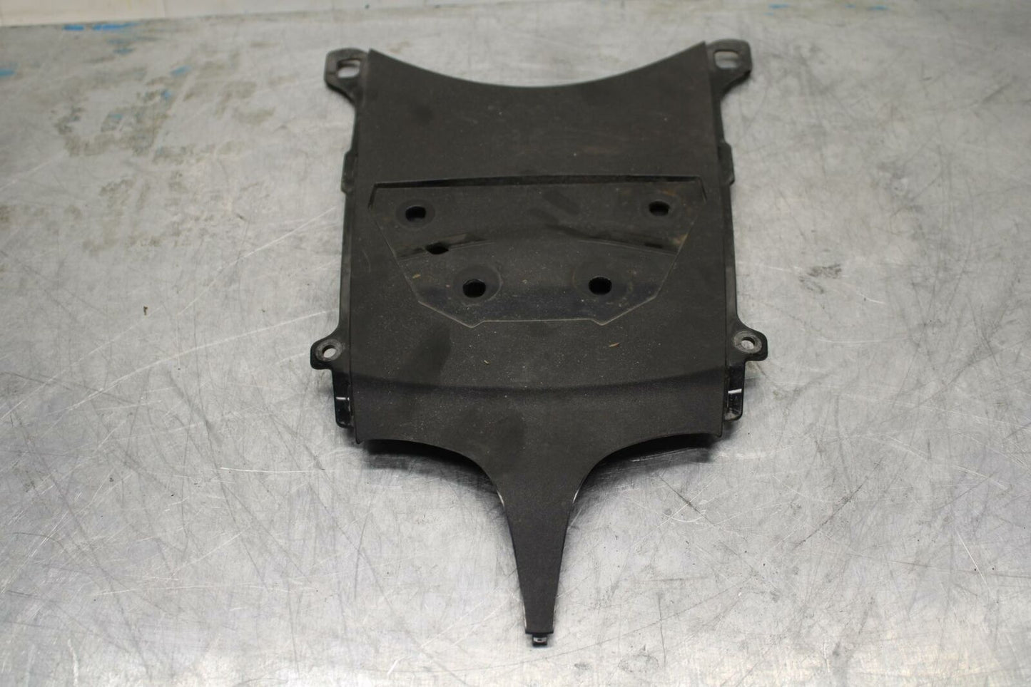 15-21 SUZUKI GSXR600 REAR BACK TAIL UNDERTAIL FAIRING COWL FENDER BB418