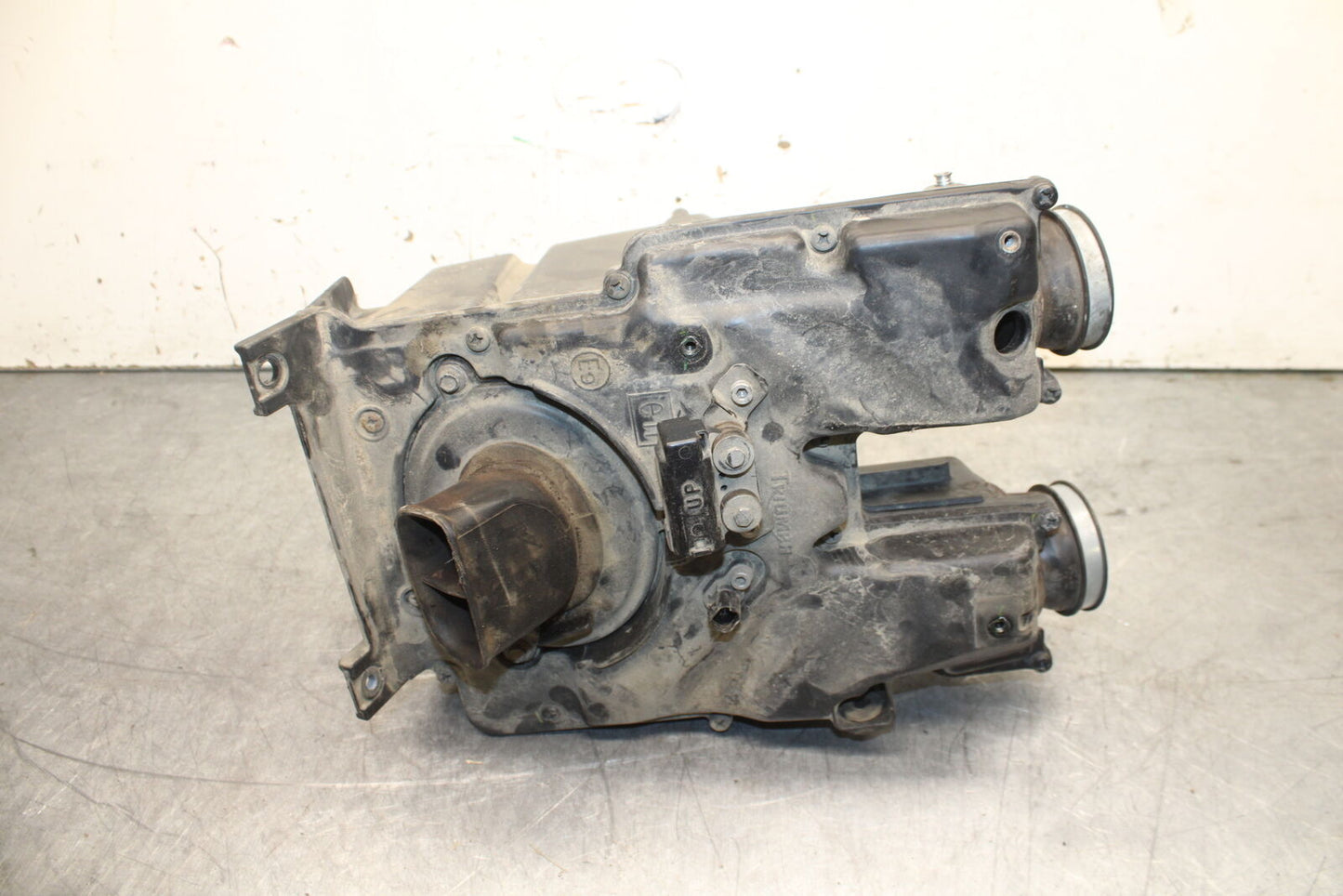 14-16 TRIUMPH AMERICA LT AIRBOX AIR INTAKE FILTER BOX BB720
