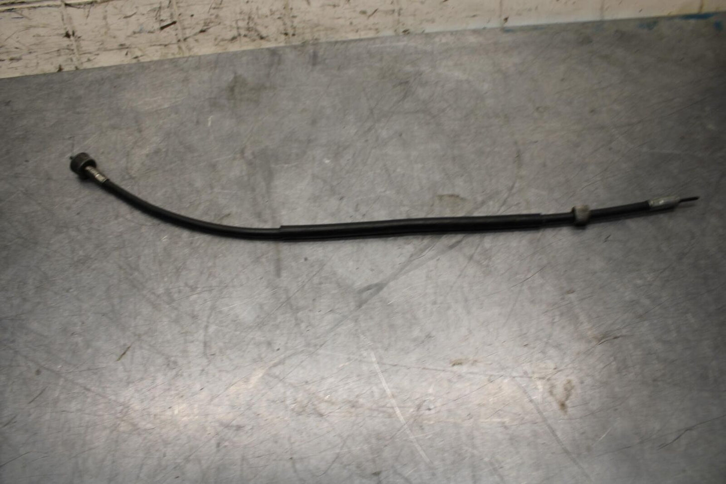 1977 Yamaha XS750 SPEEDOMETER AND TACHOMETER CABLE SPEEDO LINE bb554